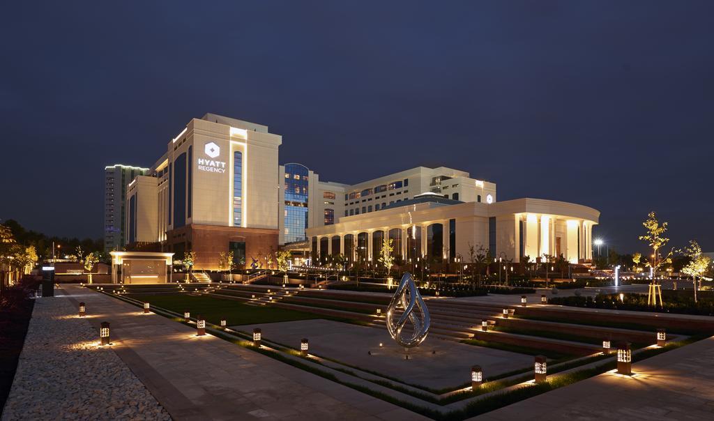 Hyatt Regency Tashkent Hotel Exterior photo